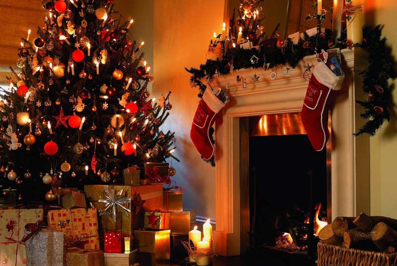 Christmas-living-room-decorating-ideas-9