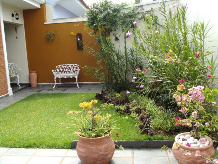 Small-Space-Garden-Ideas-10