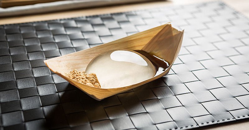 The Raindrop Cake : Newest New York Food Trend