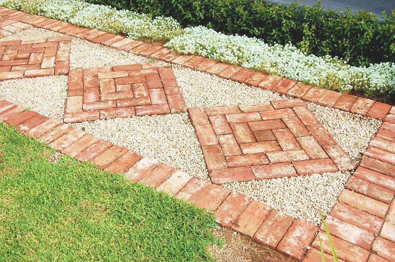 Paving Bricks - For Heavy Foot Traffic Area 