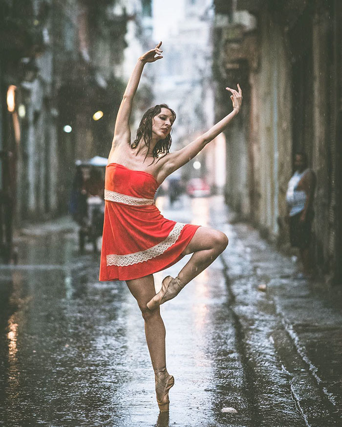 Ballet Dancers On The Streets Of Cuba