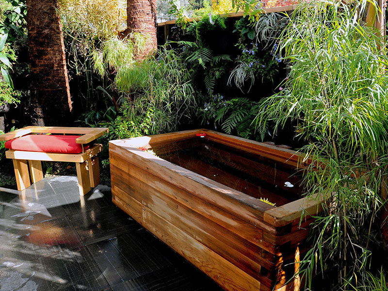  Beautiful Outdoor Bathroom Designs