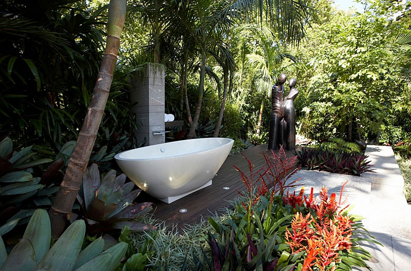  Beautiful Outdoor Bathroom Designs