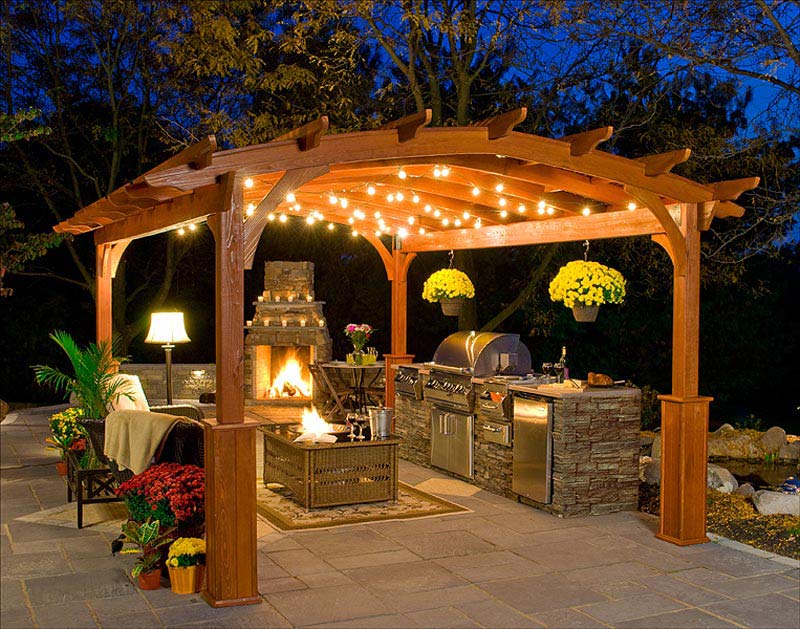 Designing an Outdoor Dining Area