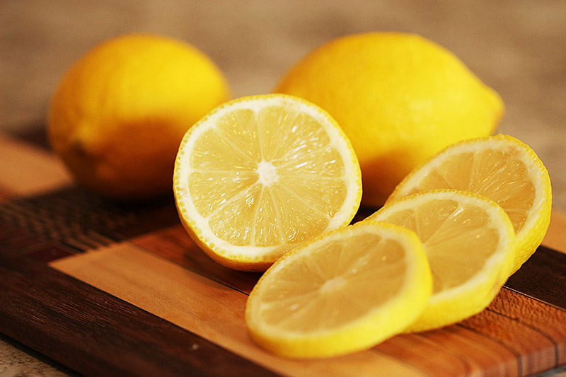 Home Lemon Remedies for Smooth Skin