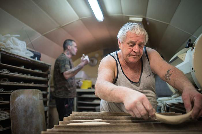 Man Sells Bakery for 1€ to Homeless Man