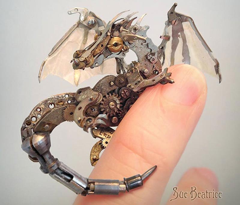 Old Watch Parts Recycled Into Steampunk Sculptures (4)