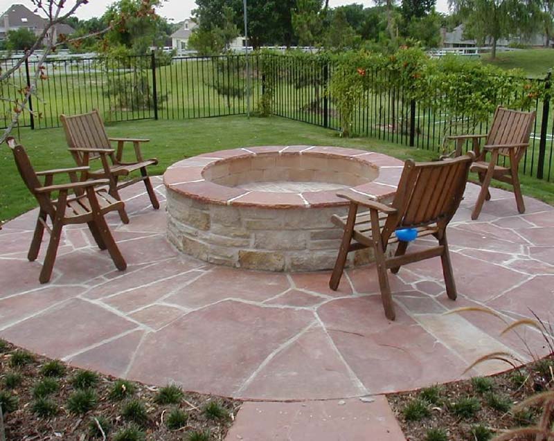Outdoor Fire Pit Seating Ideas (8)