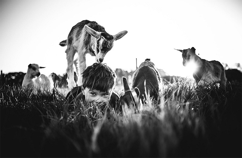 Photographer Mom Documents Her Kids’ Childhood