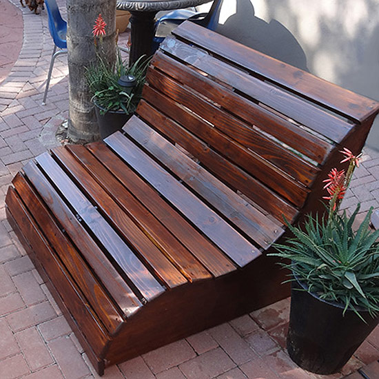 DIY – Garden Love Seat