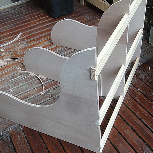 DIY – Garden Love Seat