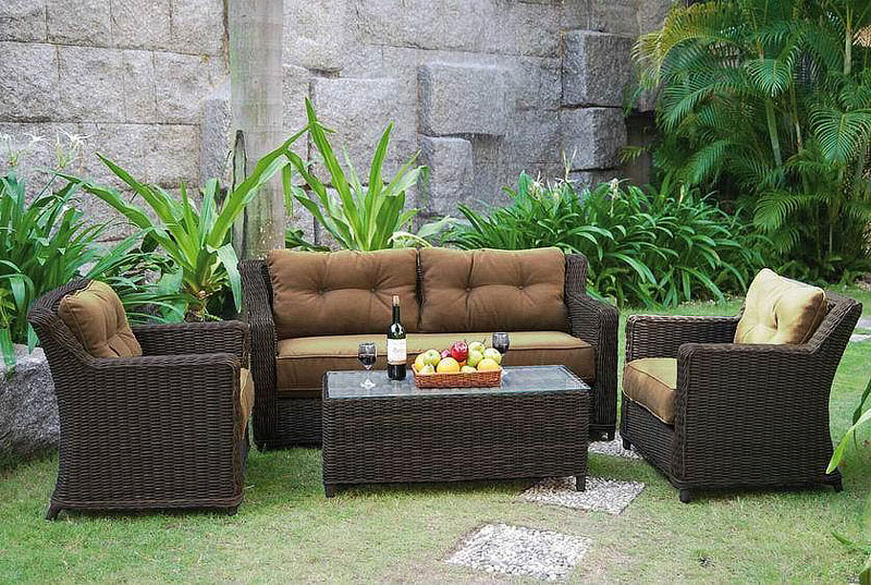 Beauty of Wicker Outdoor Furniture