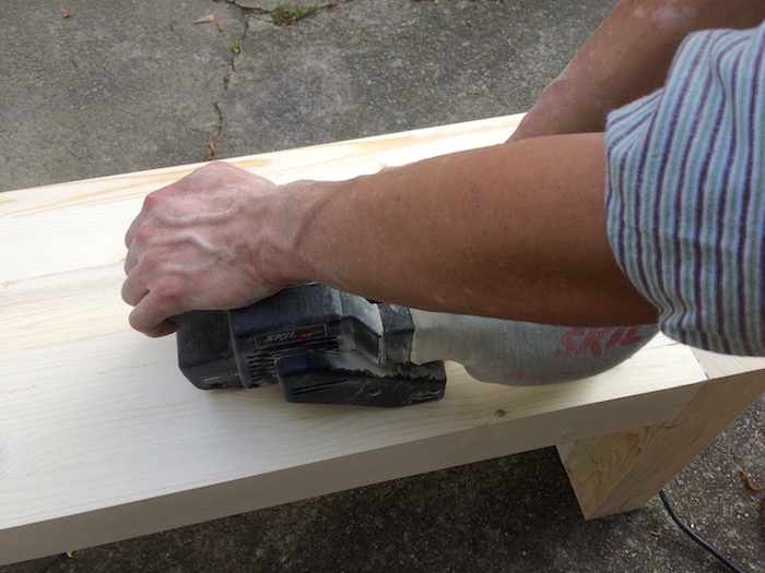 DIY – How to Make Outdoor Bench