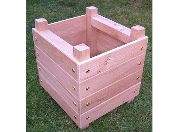 DIY - Simple Chunky Wooden Planter