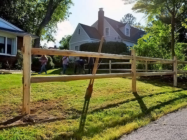 DIY - Simple Split-Rail Fence