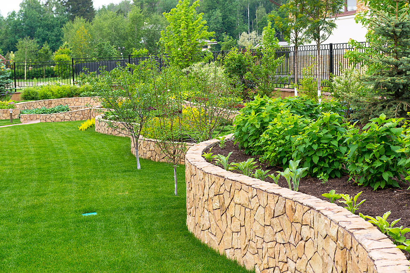 Garden Landscaping: Get Beautiful Look with Utility