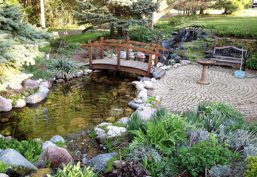 Inspiring Backyard Pond Ideas