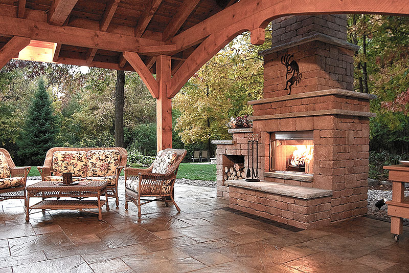 Inspiring Outdoor Fireplace Ideas