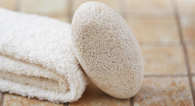 Natural Ways to Cure Smelly Feet Fast at Home
