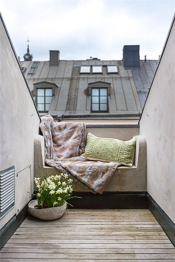 Reading Nook - When You Need an Escape