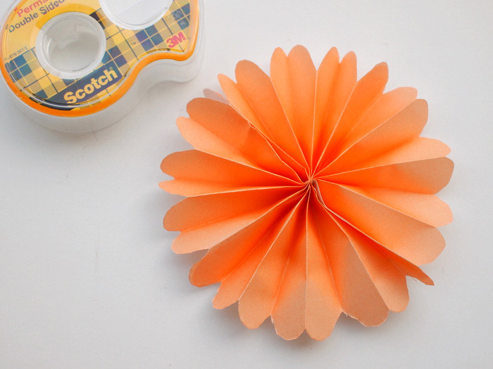 Easy DIY for Your Kids - Accordion Paper Flowers