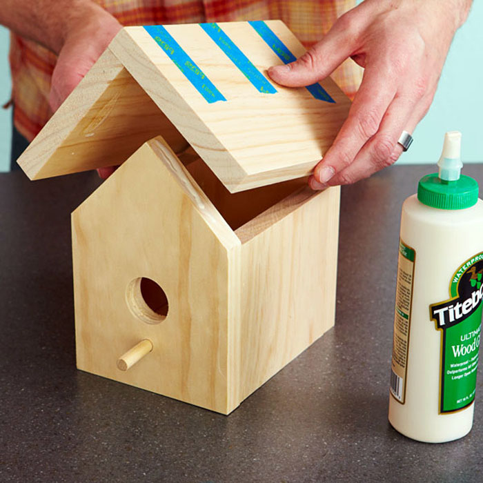How to Make an Easy DIY Birdhouse