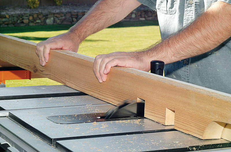 DIY – How to Build a Pergola