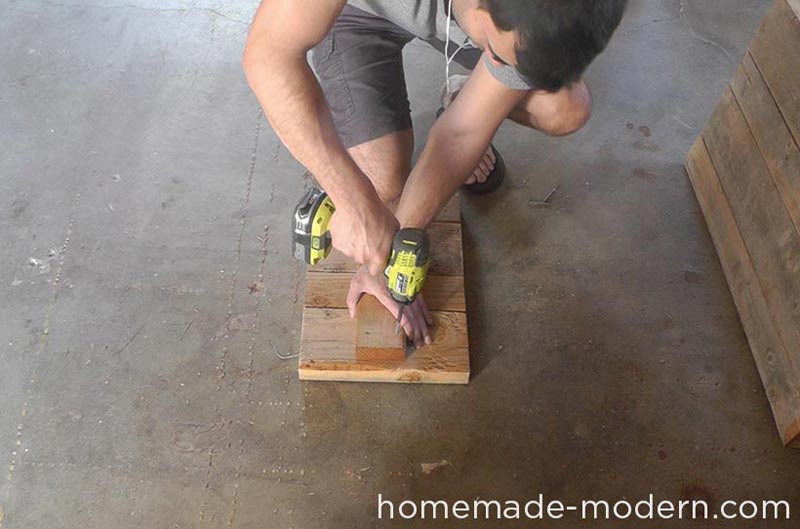 DIY Outdoor Concrete Bench