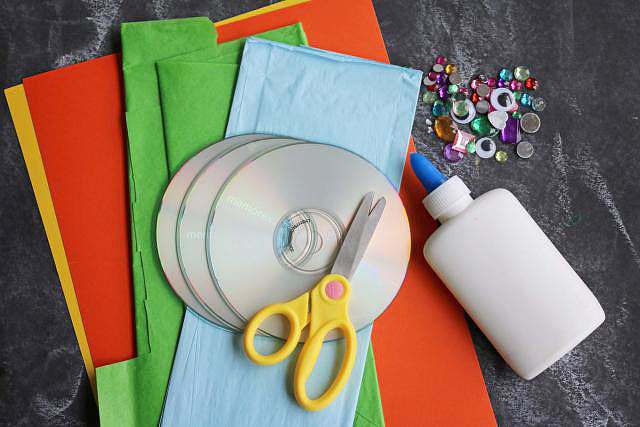 DIY: Recycled CD Fish Kid Craft