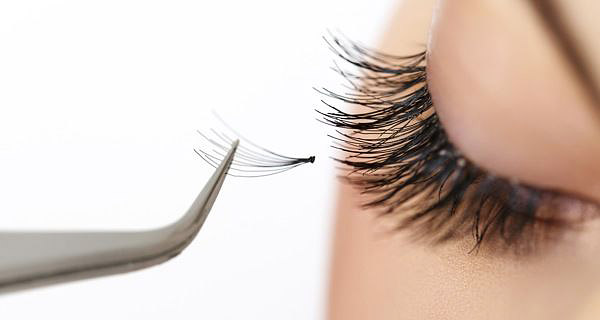 False Eyelashes - All You Need to Know