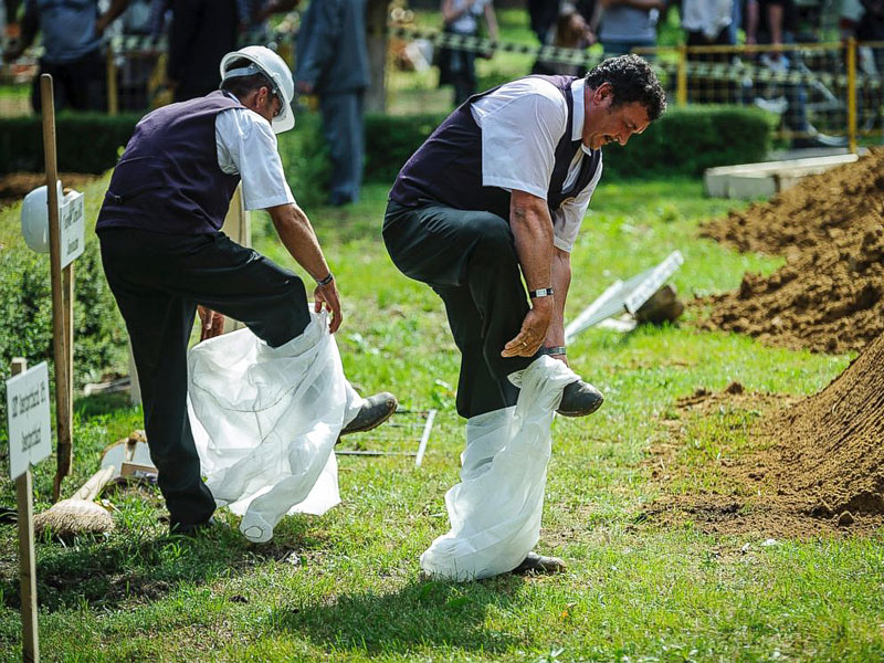 Hungary Gravediggers Compete in National Race