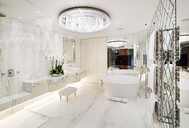 12 Luxurious Bathrooms You Have To See