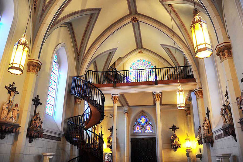 Loretto Chapel: Unreal Staircase of Saint Joseph