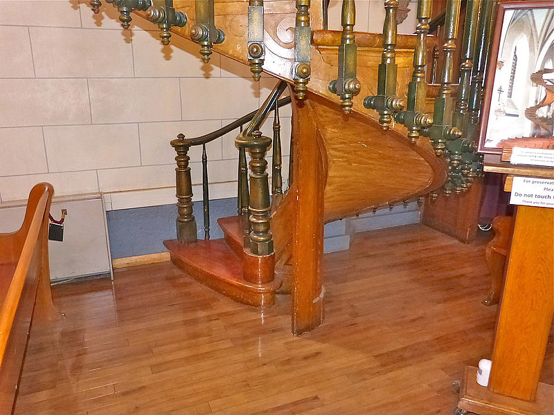 Loretto Chapel: Unreal Staircase of Saint Joseph