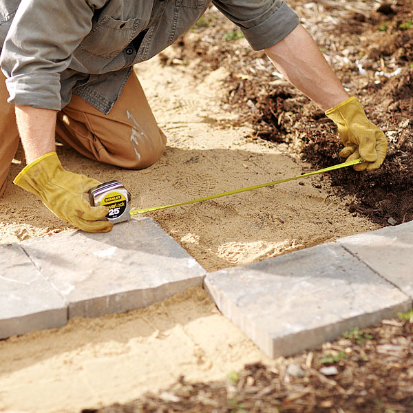 DIY - Zig Zag Garden Path