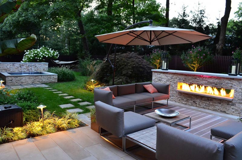 Landscape Design Ideas With Modern Seating Area