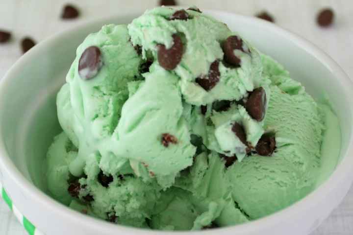 No Churn Mint Chocolate Chip Ice Cream