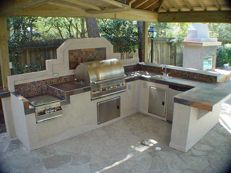 Outdoor Kitchens Design Ideas and Tips