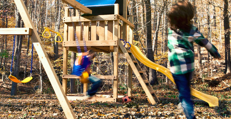 DIY - Backyard Wooden Swing Set