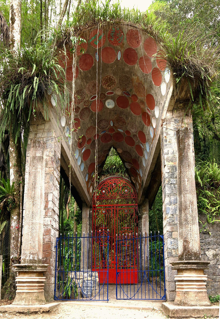 Las Pozas - Surrealist Garden in a Mexican Jungle