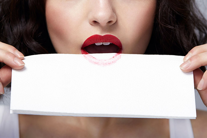 4 Different Ways To Wear The Same Lipstick