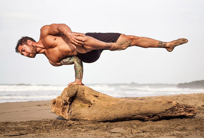 5 Reasons Why Dudes Should Practice Yoga