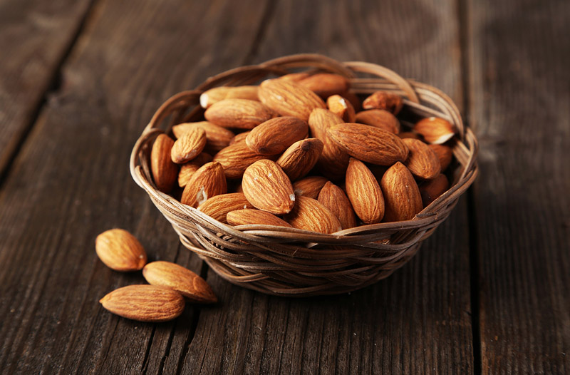 Almonds Nutrition Facts and Health Benefits