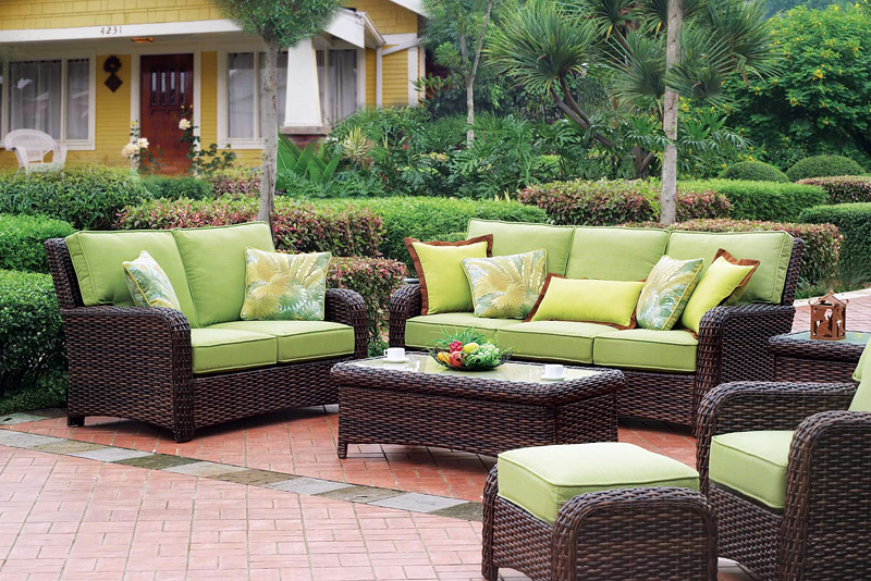 Style Your Yard With Patio Furniture