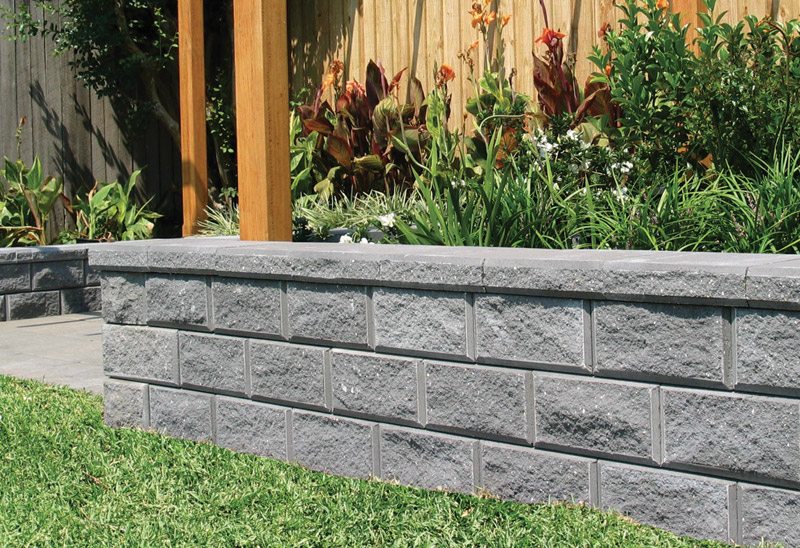 What You Need to Know About Retaining Wall Material