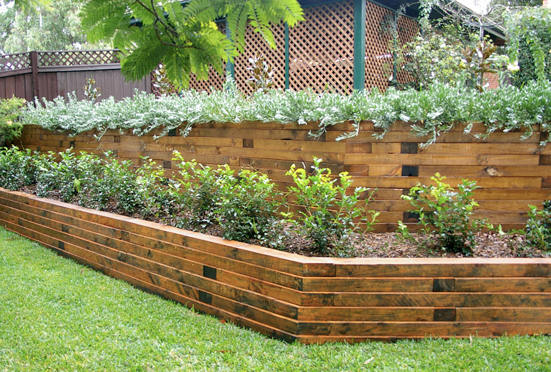 What You Need to Know About Retaining Wall Material