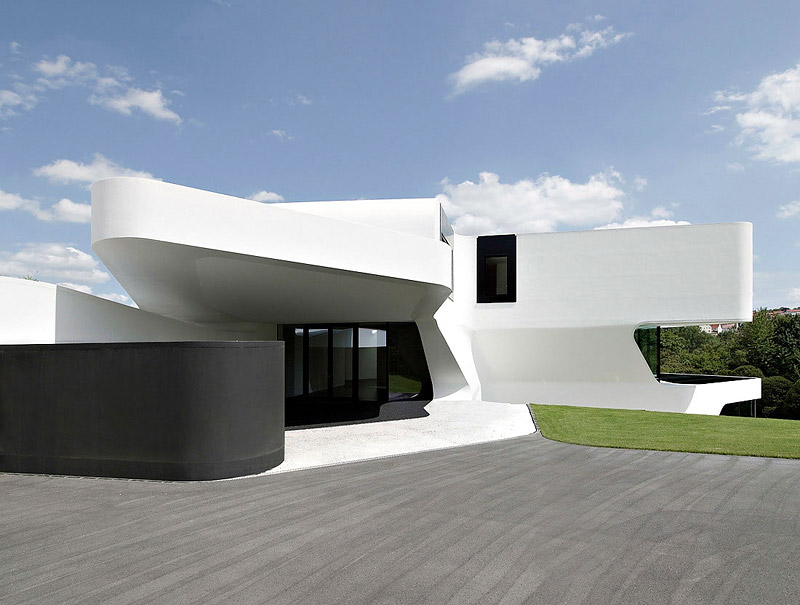 Futuristic and Modern Dupli Casa by J. Mayer H. Architects