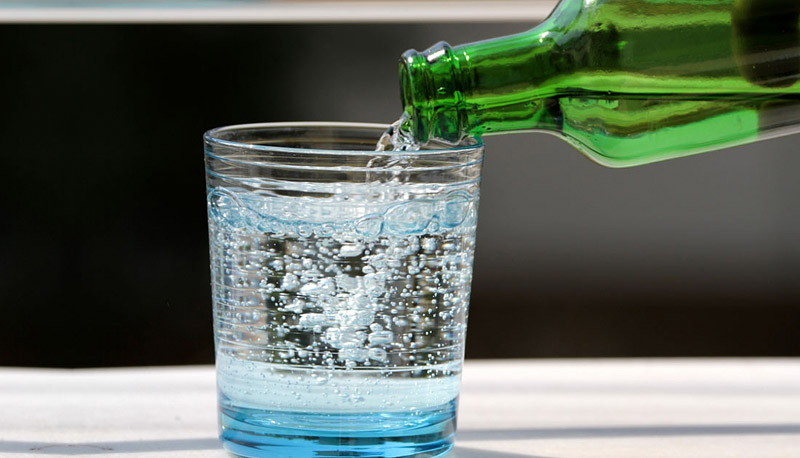 DIY: How to Make Mineral Water At Home
