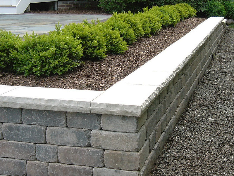 What You Need to Know About Retaining Wall Material