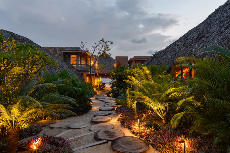 House on the Pacific Coast: Mexican Micro Village